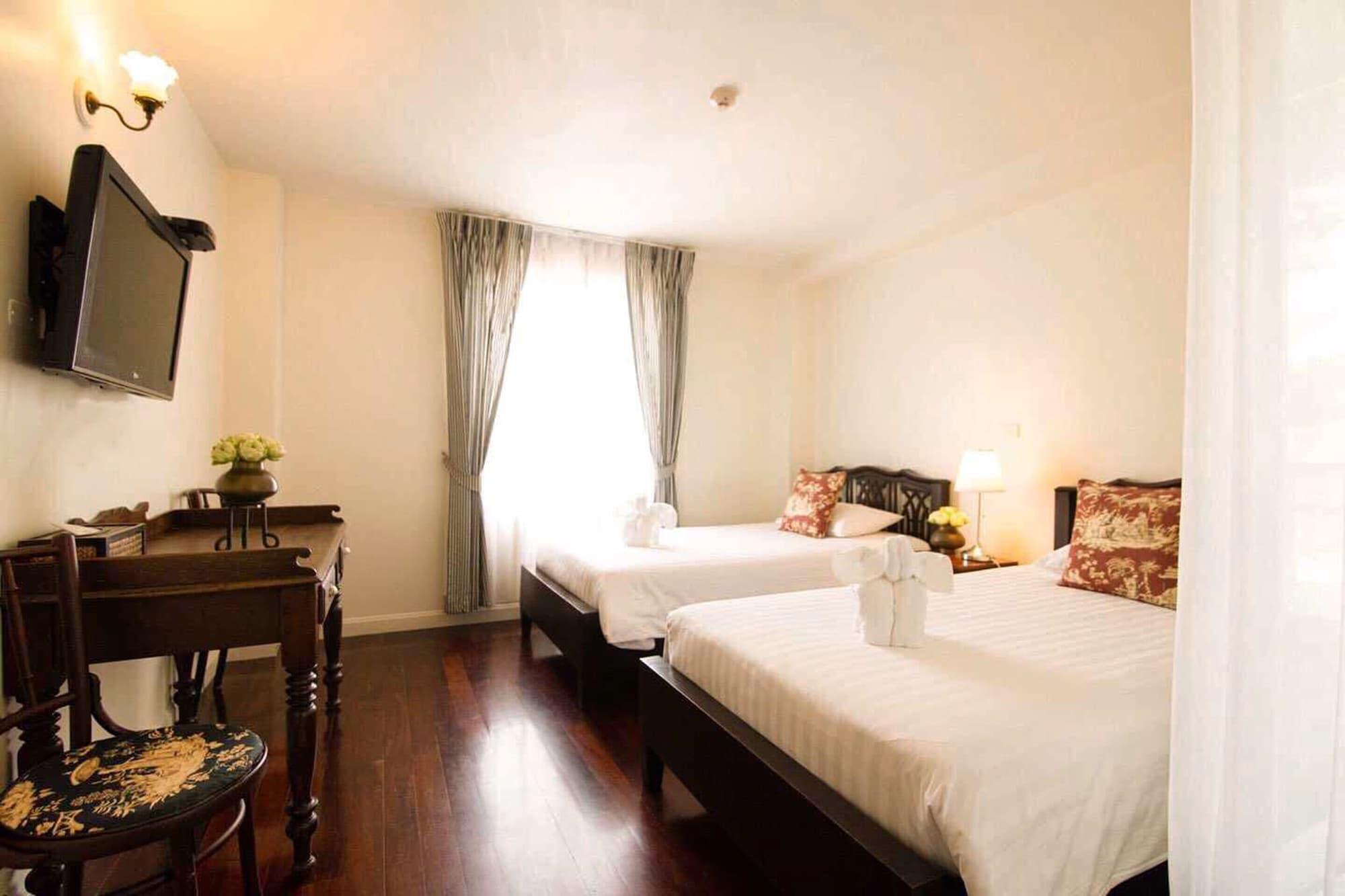 Готель Ssip Boutique Dhevej Bangkok (Adults Only) Екстер'єр фото