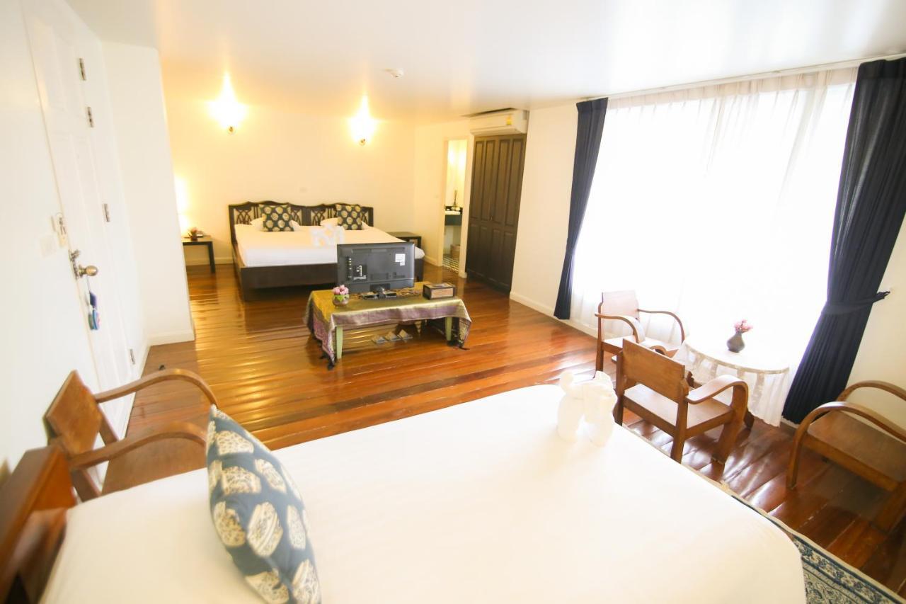 Готель Ssip Boutique Dhevej Bangkok (Adults Only) Екстер'єр фото