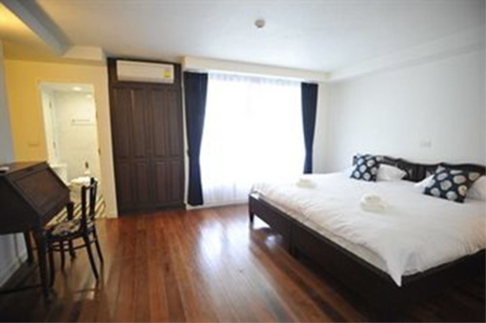 Готель Ssip Boutique Dhevej Bangkok (Adults Only) Екстер'єр фото