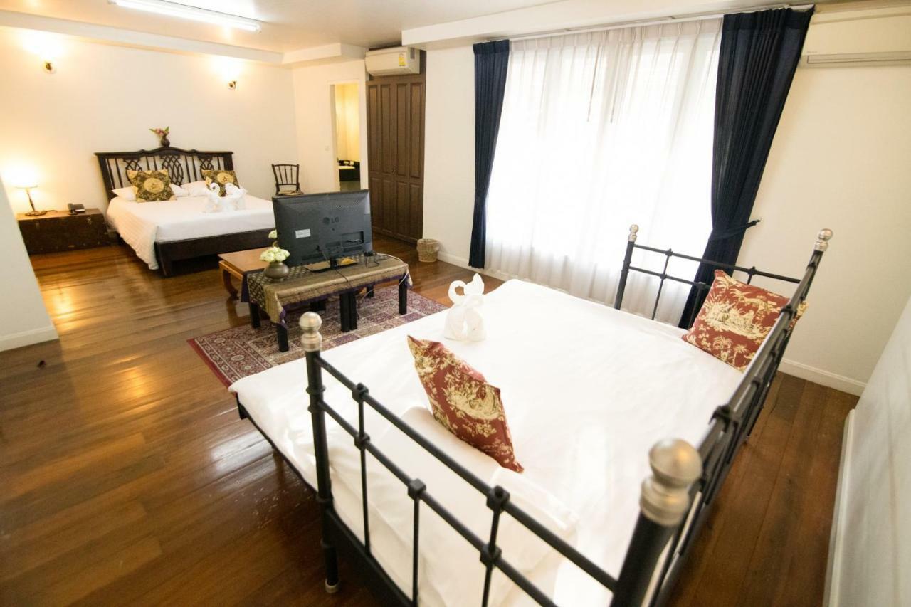 Готель Ssip Boutique Dhevej Bangkok (Adults Only) Екстер'єр фото